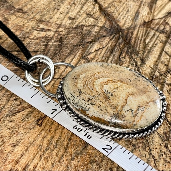 Picture Jasper Pendant 2 1/4” - Picture 16 of 17